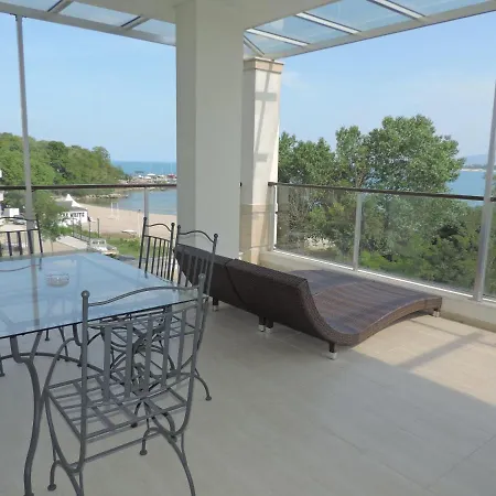 Paradise Deluxe * 프리모르스코