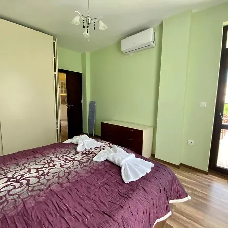 Paradise Deluxe 아파트