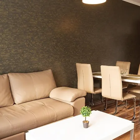 아파트 Paradise Deluxe *