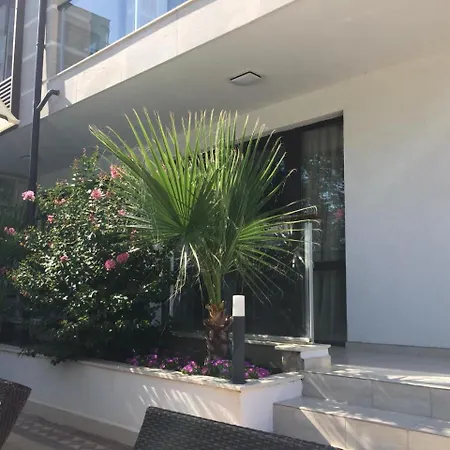 Paradise Deluxe 아파트