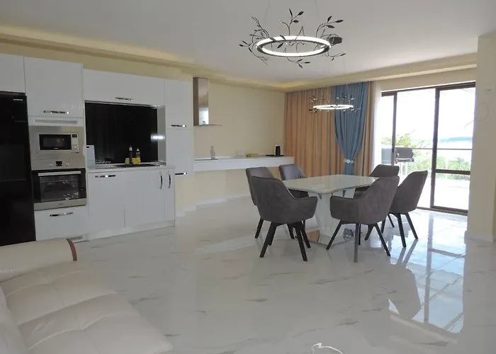 Paradise Deluxe * Приморско