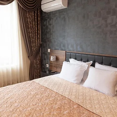 Paradise Deluxe Апартаменты *