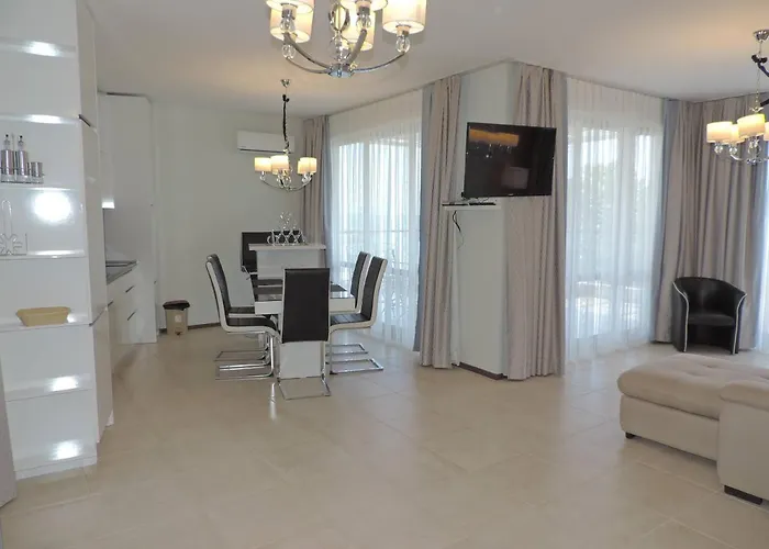 Paradise Deluxe Primorsko