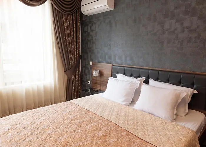 Paradise Deluxe Apartament *