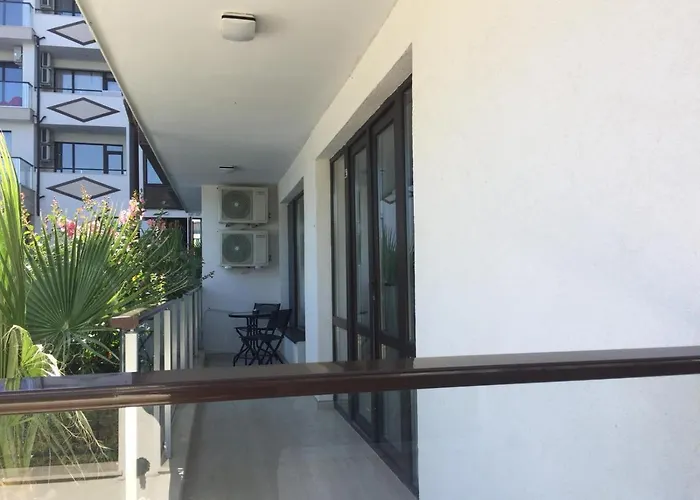 Paradise Deluxe Apartament *